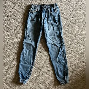 Hollister Skinny Denim Jogger Size XS